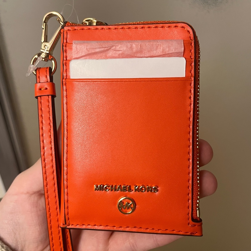 Micheal Kors Wallet & Landyard